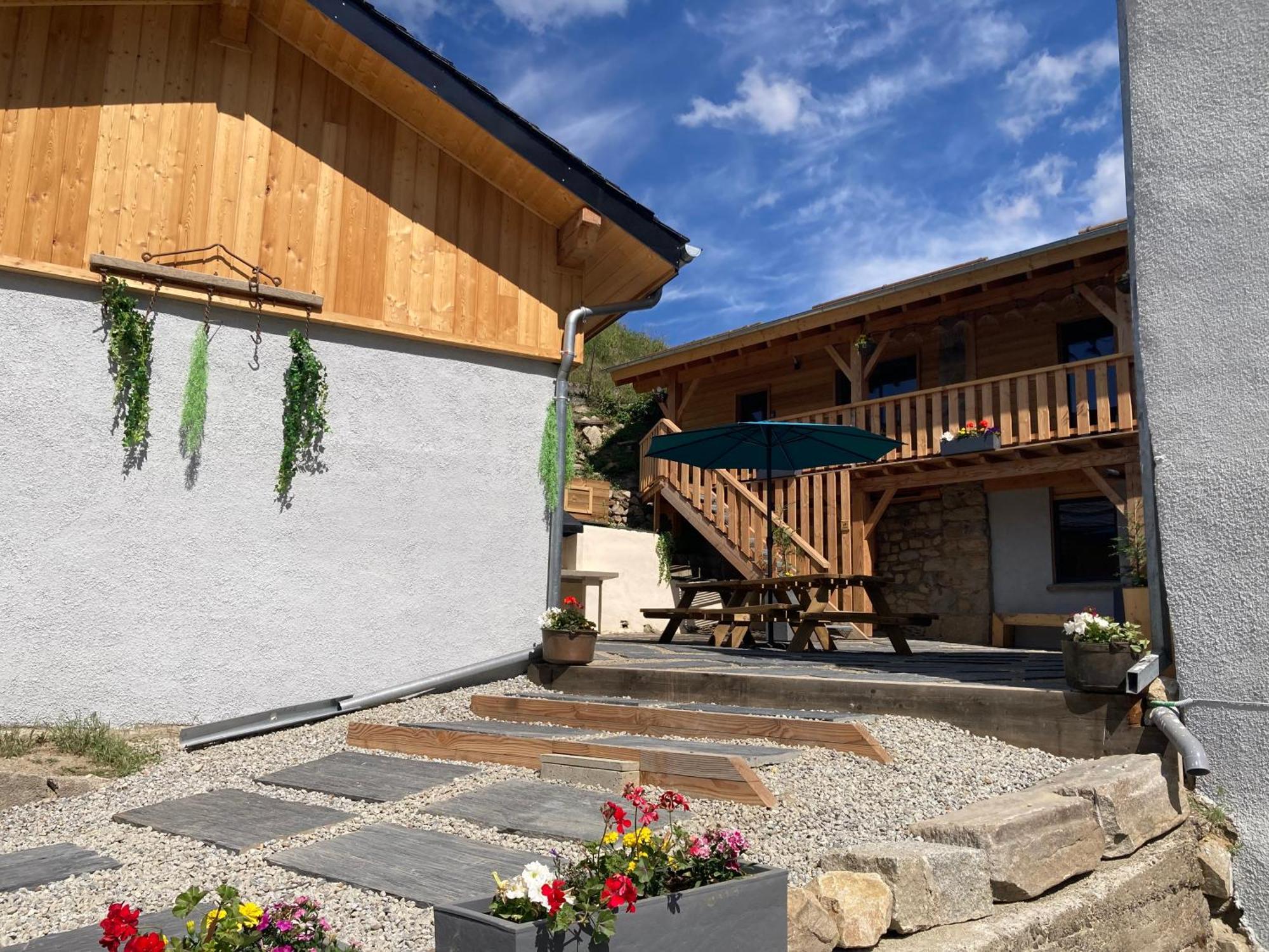 Studio Canellito Le Clos Des Ours Matemale Exteriér fotografie